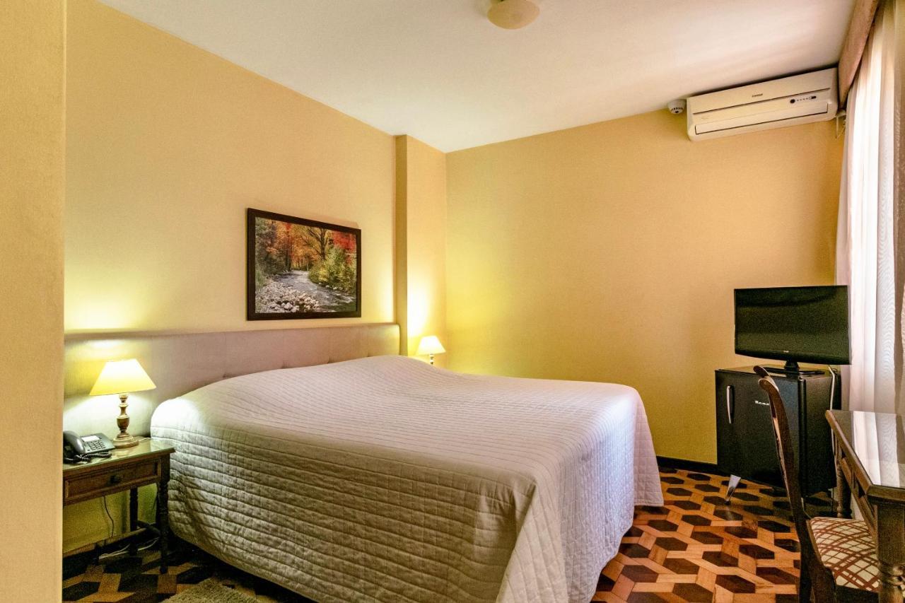 Hotel San Rafael Porto Uniao Экстерьер фото